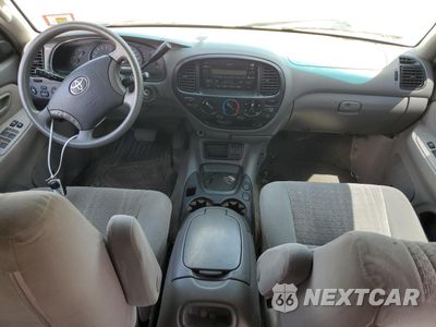 Zdjęcie 8 z 12 samochodu: 2005 TOYOTA TUNDRA DOUBLE CAB SR5 VIN:5TBDT44145S492001 - miniatura