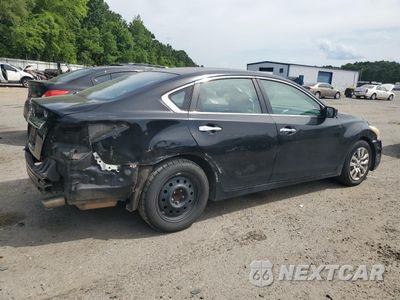 Trzecie zdjęcie samochodu z tyłu: 2015 NISSAN ALTIMA 2.5 VIN:1N4AL3APXFN351296 - miniatura