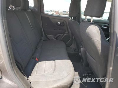 Zdjęcie 11 z 14 samochodu: 2019 JEEP RENEGADE LATITUDE VIN:ZACNJABB4KPK41206 - miniatura