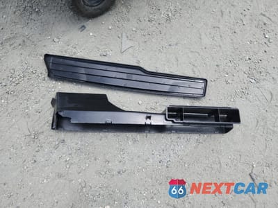 Zdjęcie 13 z 15 samochodu: 2025 VOLKSWAGEN ATLAS SEL PREMIUM R-LINE VIN:1V2FR2CA3SC556366 - miniatura