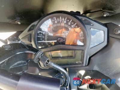 Zdjęcie 7 z 8 samochodu: 2016 KAWASAKI EX650 E VIN:JKAEXEE18GDA22750 - miniatura