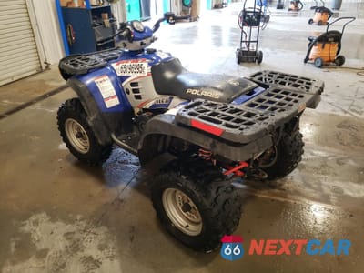 Trzecie zdjęcie samochodu z tyłu: 2004 POLARIS SPORTSMAN - ATV AND UTILITY VEHICLES ATV VIN:4XACH59A64A337469 - miniatura