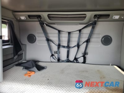 Zdjęcie 6 z 10 samochodu: 2024 VOLVO VN VNL VIN:4V4NC9EH7RN634992 - miniatura