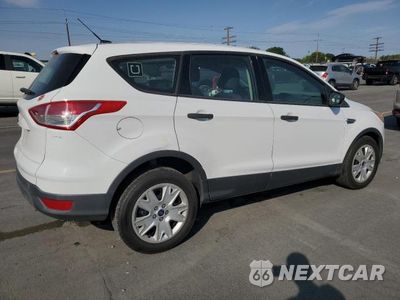 Trzecie zdjęcie samochodu z tyłu: 2015 FORD ESCAPE S VIN:1FMCU0F78FUB12709 - miniatura