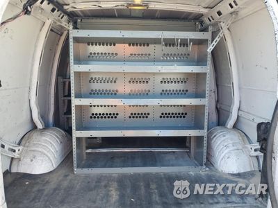 Zdjęcie 10 z 13 samochodu: 2012 CHEVROLET EXPRESS G2500 VIN:1GCWGFCA0C1169883 - miniatura