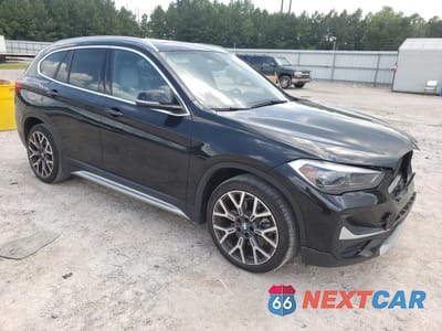 Czwarte zdjęcie samochodu z boku: 2021 BMW X1 SDRIVE28I VIN:WBXJG7C03M5S26730 - miniatura