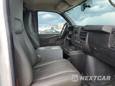 Zdjęcie 11 z 13 samochodu: 2014 CHEVROLET EXPRESS G2500 VIN:1GCWGFCA4E1161000 - miniatura