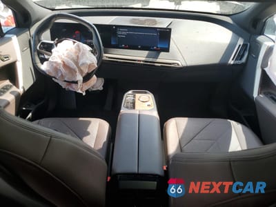 Zdjęcie 8 z 12 samochodu: 2022 BMW IX XDRIVE50 VIN:WB523CF0XNCK66197 - miniatura