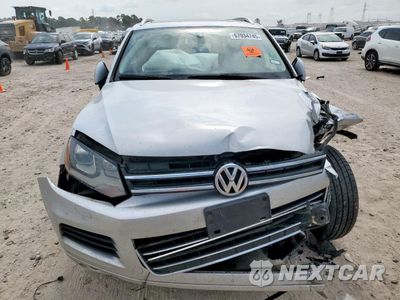 Piąte zdjęcie samochodu w środku: 2013 VOLKSWAGEN TOUAREG V6 TDI VIN:WVGEP9BP1DD008022 - miniatura