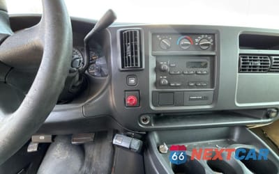 Zdjęcie 9 z 10 samochodu: 2006 CHEVROLET EXPRESS G2500 VIN:1GCGG25V161214847 - miniatura