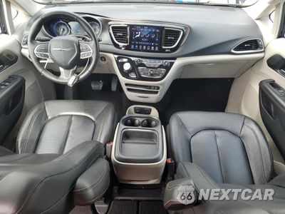 Zdjęcie 8 z 15 samochodu: 2020 CHRYSLER PACIFICA TOURING L VIN:2C4RC1BG6LR120734 - miniatura