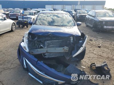 Piąte zdjęcie samochodu w środku: 2018 NISSAN VERSA S VIN:3N1CN7AP2JL885425 - miniatura