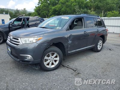 2013 TOYOTA HIGHLANDER BASE 5TDBK3EH2DS231911 - główne zdjęcie licytacji z USA - miniatura