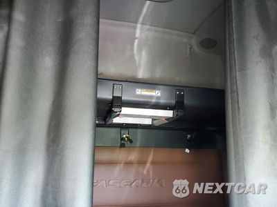 Zdjęcie 6 z 10 samochodu: 2019 FREIGHTLINER CASCADIA 126 SEMI TRUCK VIN:3AKJHHDR3KSKN0299 - miniatura