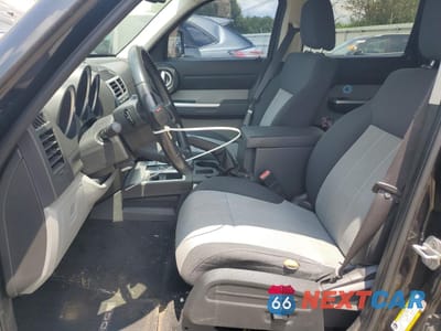 Zdjęcie 7 z 13 samochodu: 2008 DODGE NITRO SLT VIN:1D8GU58K38W151348 - miniatura