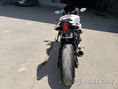 Czwarte zdjęcie samochodu z boku: 2022 YAMAHA YZFR1 VIN:JYARN66E3NA002028 - miniatura