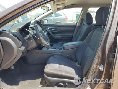 Zdjęcie 7 z 12 samochodu: 2016 NISSAN ALTIMA 2.5 VIN:1N4AL3AP1GN312811 - miniatura