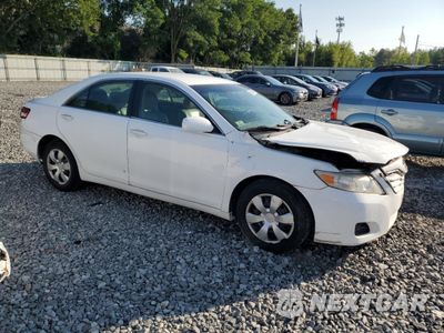 Czwarte zdjęcie samochodu z boku: 2010 TOYOTA CAMRY BASE VIN:4T1BF3EKXAU557846 - miniatura