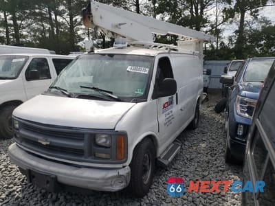 Drugie zdjęcie samochodu z przodu: 2000 CHEVROLET EXPRESS G3500 VIN:1GCHG35R4Y1271883 - miniatura