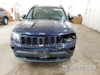 Piąte zdjęcie samochodu w środku: 2014 JEEP COMPASS SPORT VIN:1C4NJDBB9ED728117 - miniatura