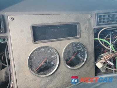Zdjęcie 8 z 10 samochodu: 2018 KENWORTH CONSTRUCTION T370 VIN:2NKHLJ9X9JM202225 - miniatura