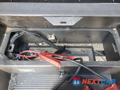 Zdjęcie 9 z 10 samochodu: 2019 FORD ECONOLINE E450 SUPER DUTY CUTAWAY VAN VIN:1FDXE4FS5KDC73412 - miniatura