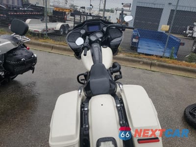 Zdjęcie 6 z 8 samochodu: 2023 HARLEY-DAVIDSON FLTRXST VIN:1HD1ACL19PB651678 - miniatura
