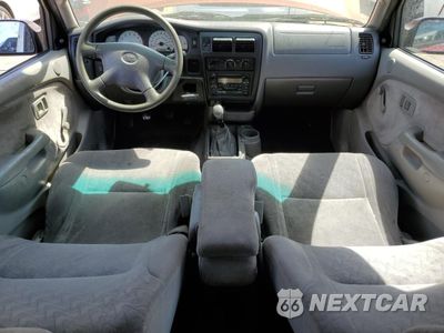 Zdjęcie 8 z 12 samochodu: 2003 TOYOTA TACOMA XTRACAB VIN:5TEVL52N93Z185379 - miniatura