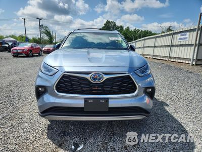Piąte zdjęcie samochodu w środku: 2024 TOYOTA HIGHLANDER HYBRID LIMITED VIN:5TDEBRCH1RS612837 - miniatura