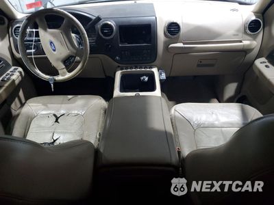 Zdjęcie 8 z 15 samochodu: 2004 FORD EXPEDITION EDDIE BAUER VIN:1FMFU18L14LB81015 - miniatura