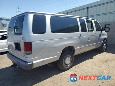 Trzecie zdjęcie samochodu z tyłu: 2005 FORD ECONOLINE E350 SUPER DUTY WAGON VIN:1FBSS31L25HB20635 - miniatura
