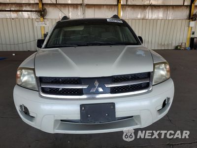 Piąte zdjęcie samochodu w środku: 2008 MITSUBISHI ENDEAVOR LS VIN:4A4MN21SX8E028636 - miniatura