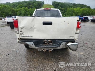 Zdjęcie 6 z 14 samochodu: 2010 TOYOTA TUNDRA DOUBLE CAB LIMITED VIN:5TFBY5F15AX135000 - miniatura