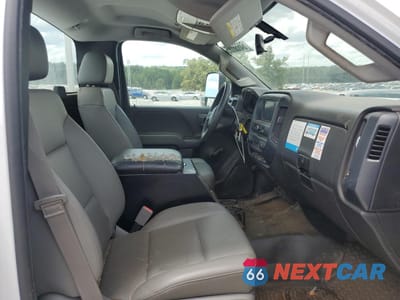 Zdjęcie 10 z 12 samochodu: 2016 CHEVROLET SILVERADO C3500 VIN:1GB3CYCG9GZ276229 - miniatura
