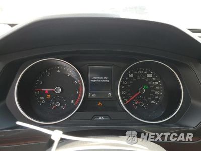 Zdjęcie 9 z 13 samochodu: 2018 VOLKSWAGEN TIGUAN SE VIN:3VV2B7AX7JM107215 - miniatura