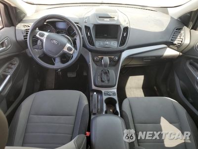 Zdjęcie 8 z 15 samochodu: 2016 FORD ESCAPE SE VIN:1FMCU9G96GUB10334 - miniatura