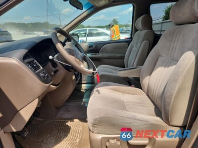 Zdjęcie 7 z 13 samochodu: 2000 TOYOTA SIENNA CE VIN:4T3ZF19CXYU195038 - miniatura