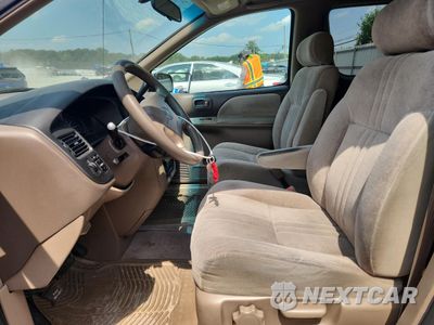 Zdjęcie 7 z 13 samochodu: 2000 TOYOTA SIENNA CE VIN:4T3ZF19CXYU195038 - miniatura