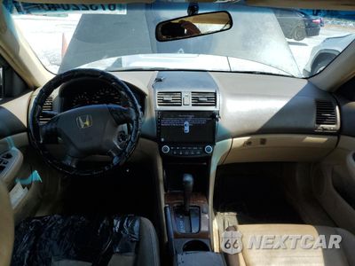 Zdjęcie 8 z 12 samochodu: 2006 HONDA ACCORD EX VIN:1HGCM568X6A093187 - miniatura