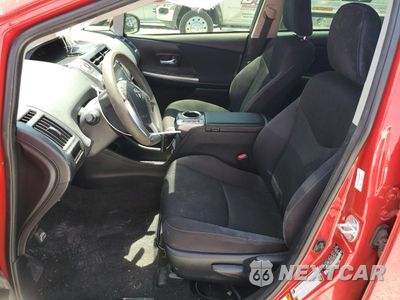 Zdjęcie 7 z 14 samochodu: 2017 TOYOTA PRIUS V VIN:JTDZN3EUXHJ069578 - miniatura
