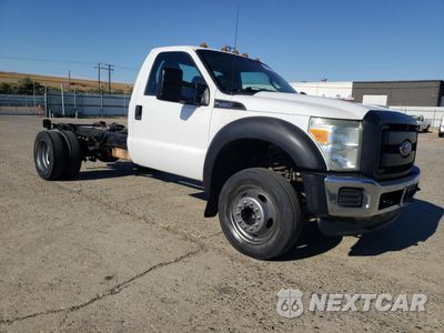 Czwarte zdjęcie samochodu z boku: 2013 FORD F450 SUPER DUTY VIN:1FDTF4GYXDEA81558 - miniatura