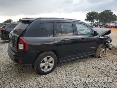 Trzecie zdjęcie samochodu z tyłu: 2016 JEEP COMPASS LATITUDE VIN:1C4NJCEB6GD664627 - miniatura