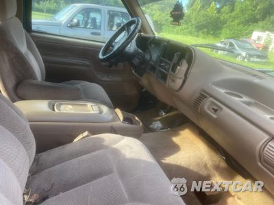 Piąte zdjęcie samochodu w środku: 1995 GMC SIERRA C2500 VIN:1GTFC29K1SE517721 - miniatura