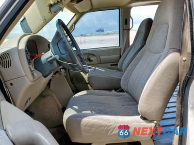 Zdjęcie 7 z 14 samochodu: 1996 CHEVROLET ASTRO VIN:1GNDM19W0TB176436 - miniatura