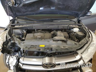Zdjęcie 12 z 14 samochodu: 2019 TOYOTA HIGHLANDER LE VIN:5TDBZRFH5KS997903 - miniatura
