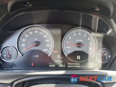 Zdjęcie 9 z 15 samochodu: 2018 BMW M4 VIN:WBS4Y9C5XJAC88140 - miniatura