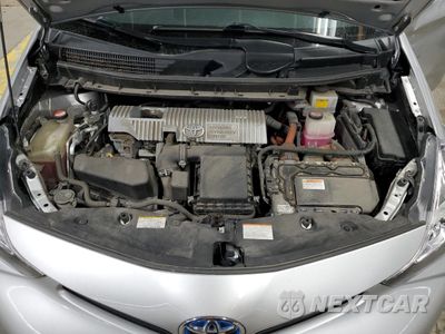 Zdjęcie 11 z 14 samochodu: 2015 TOYOTA PRIUS V VIN:JTDZN3EU1FJ038779 - miniatura