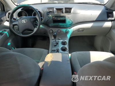 Zdjęcie 8 z 15 samochodu: 2010 TOYOTA HIGHLANDER VIN:5TDBK3EH9AS017607 - miniatura