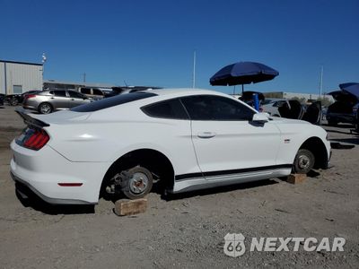 Trzecie zdjęcie samochodu z tyłu: 2018 FORD MUSTANG GT VIN:1FA6P8CF6J5146935 - miniatura