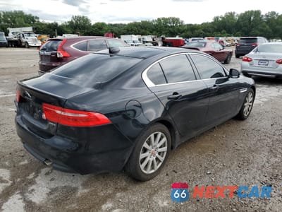 Trzecie zdjęcie samochodu z tyłu: 2019 JAGUAR XE VIN:SAJAR4FX5KCP49272 - miniatura